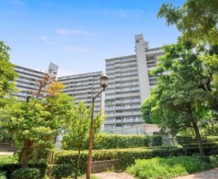 エバーグリーンポートタウン　１１号棟